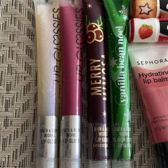 Lip Bundle - Picture 2 of 3